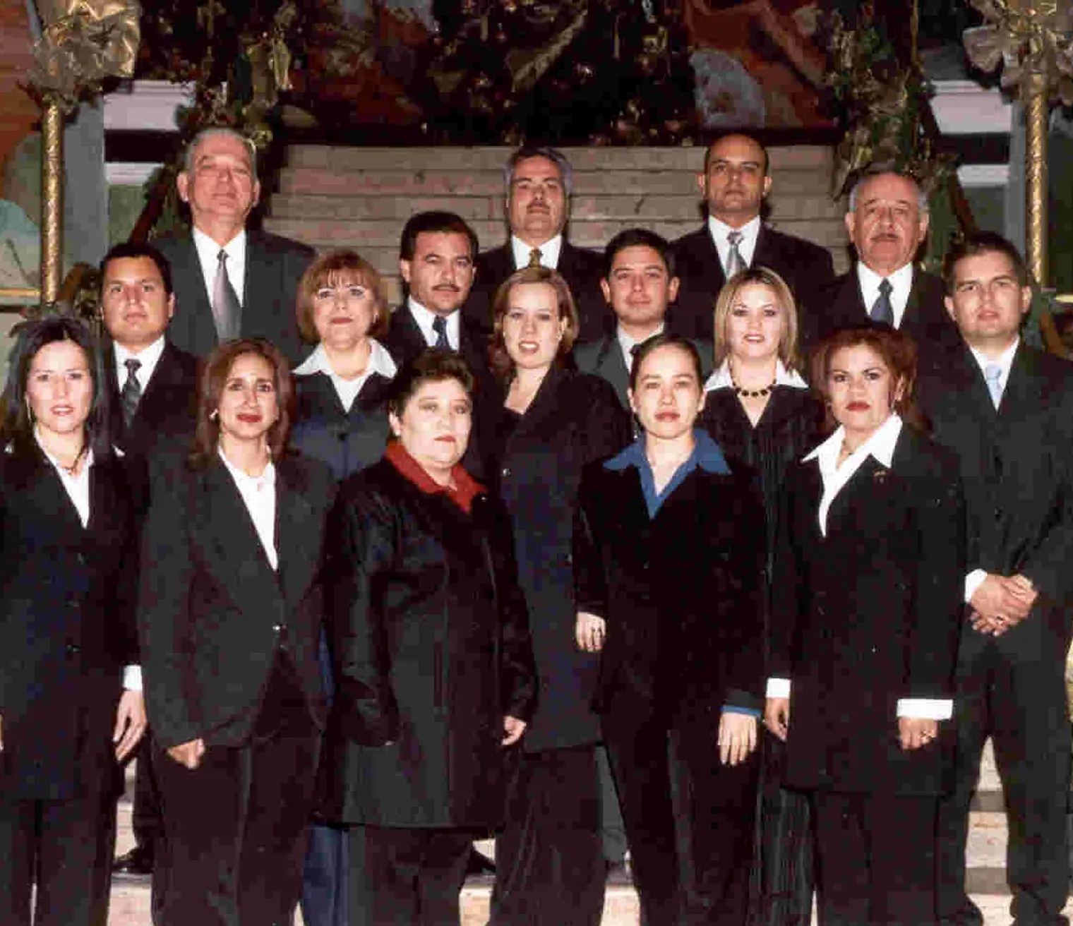 Grupo de estudiantes en 2001